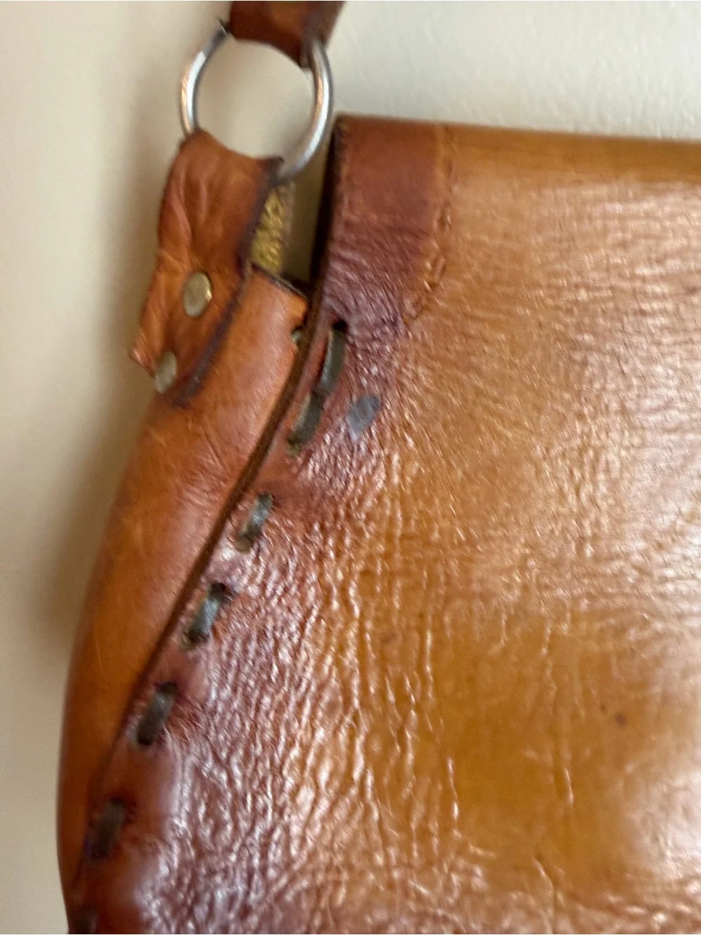 Unbranded leather tooled sturdy